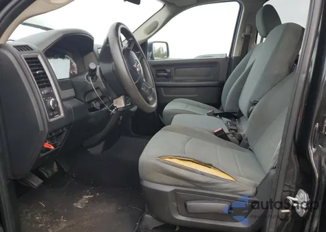 2018 Ram 1500 St z USA, uszkodzony, nr VIN 1C6RR7FT7JS121483